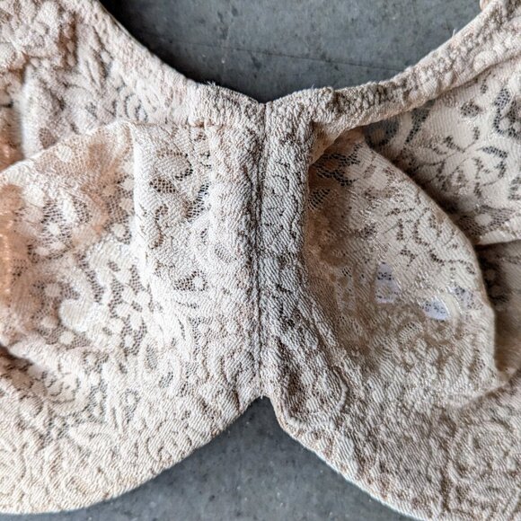 Wacoal Halo Lace Full Figure Underwire Bra size 34DDD - Picture 4 of 8